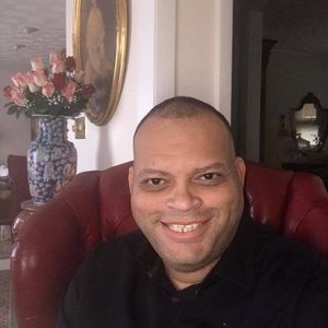 Meet your Posher, Christopher